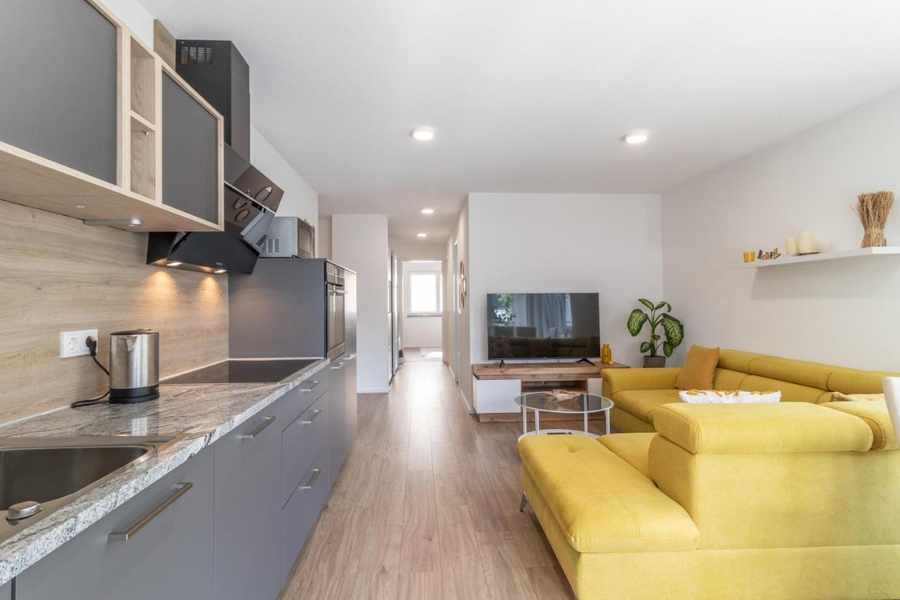 UNIQUE: Zentrumsnahe 2 Zimmerwohnung in Villingen mit Netflix 1 OG Exterior foto